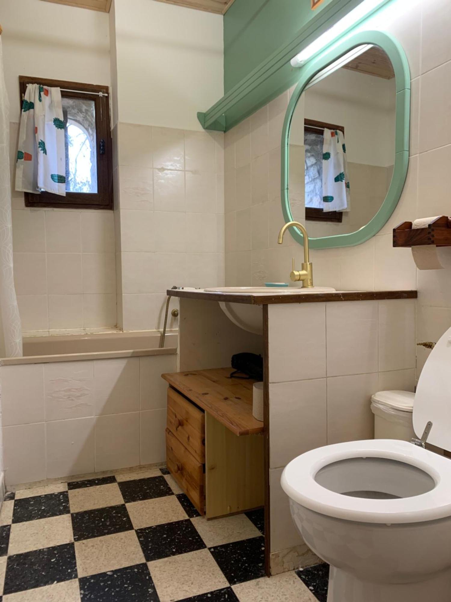 Les Favouilles - Gite & Chambres D Hotes Dauphin المظهر الخارجي الصورة